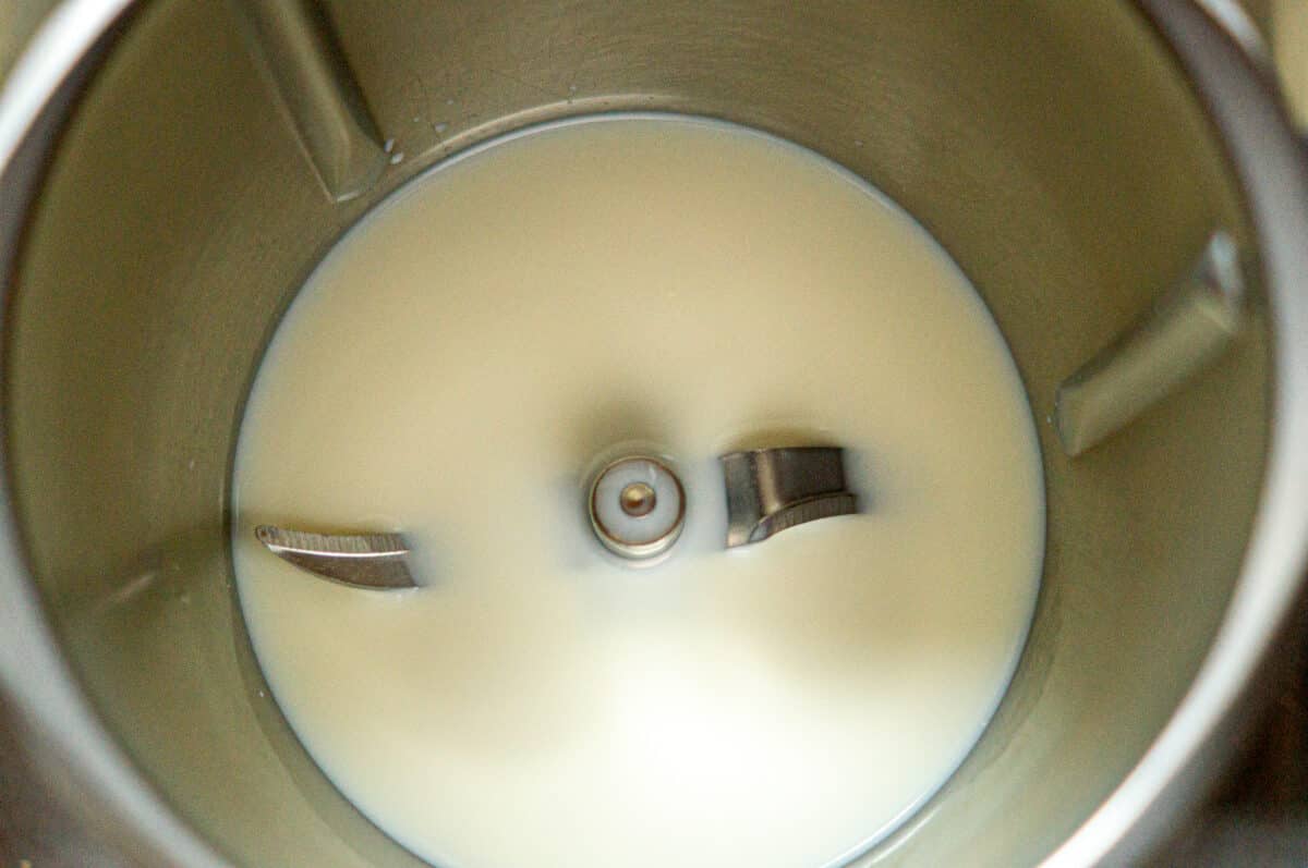 Latte nel boccale di Bimby®